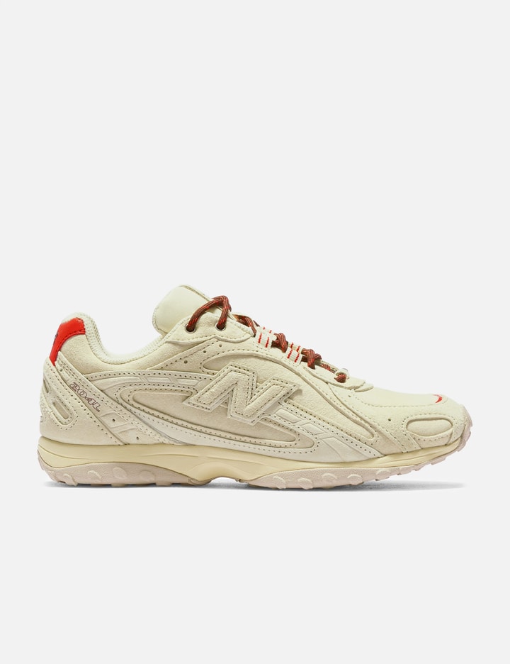New Balance 204L