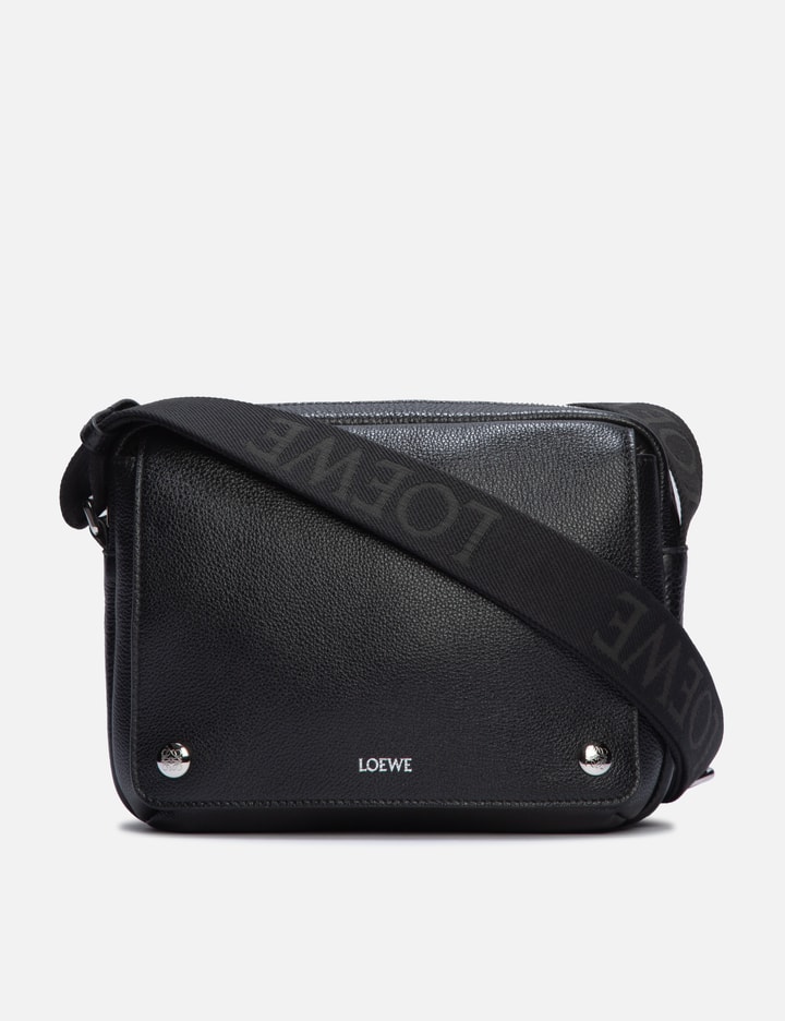 XS PEBBLE MESSENGER BAG Placeholder Image