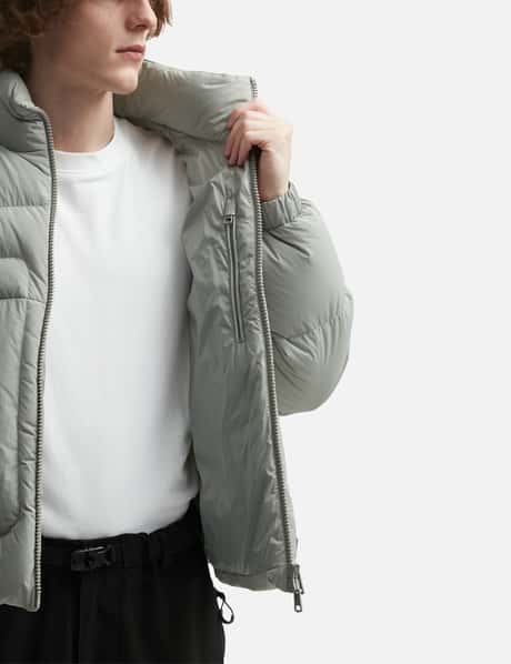 Men's short down jacket with hood