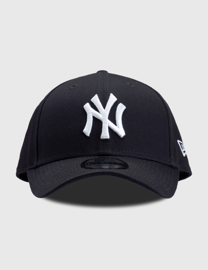 940 Yankees Basic Cap Placeholder Image