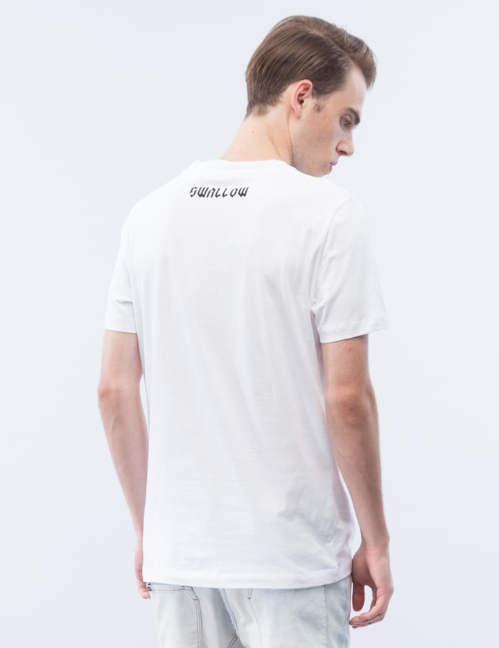 S/S Swallow Print T-Shirt Placeholder Image