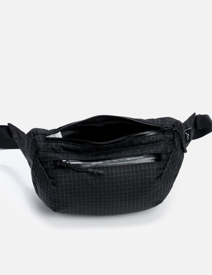 Grid Fanny Placeholder Image