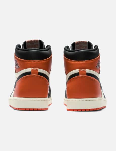 AIR JORDAN 1 RETRO HIGH OG view 9