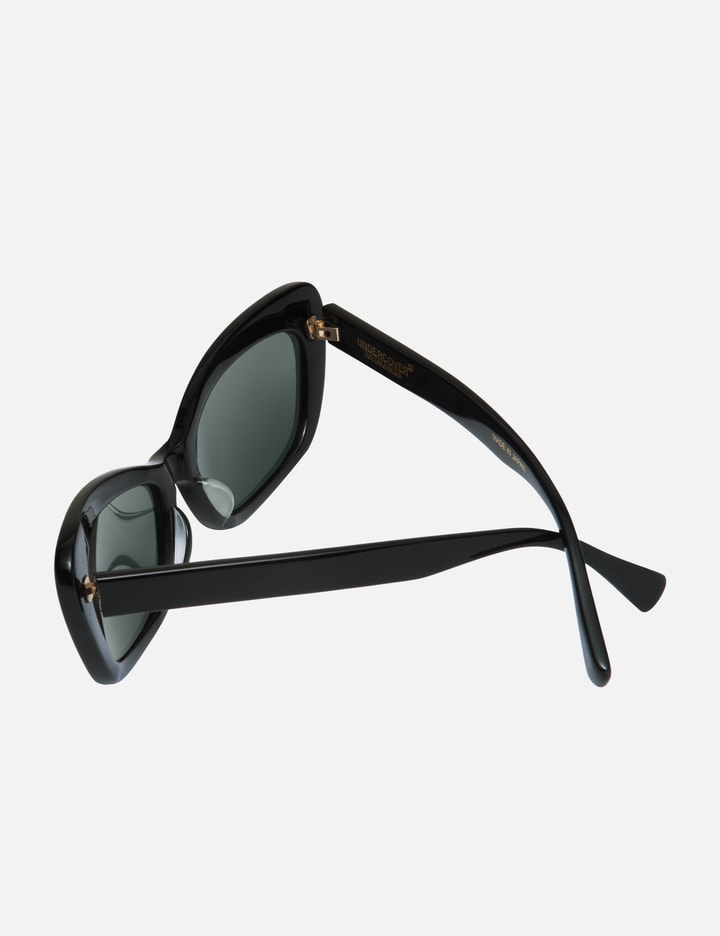 SUNGLASSES Placeholder Image