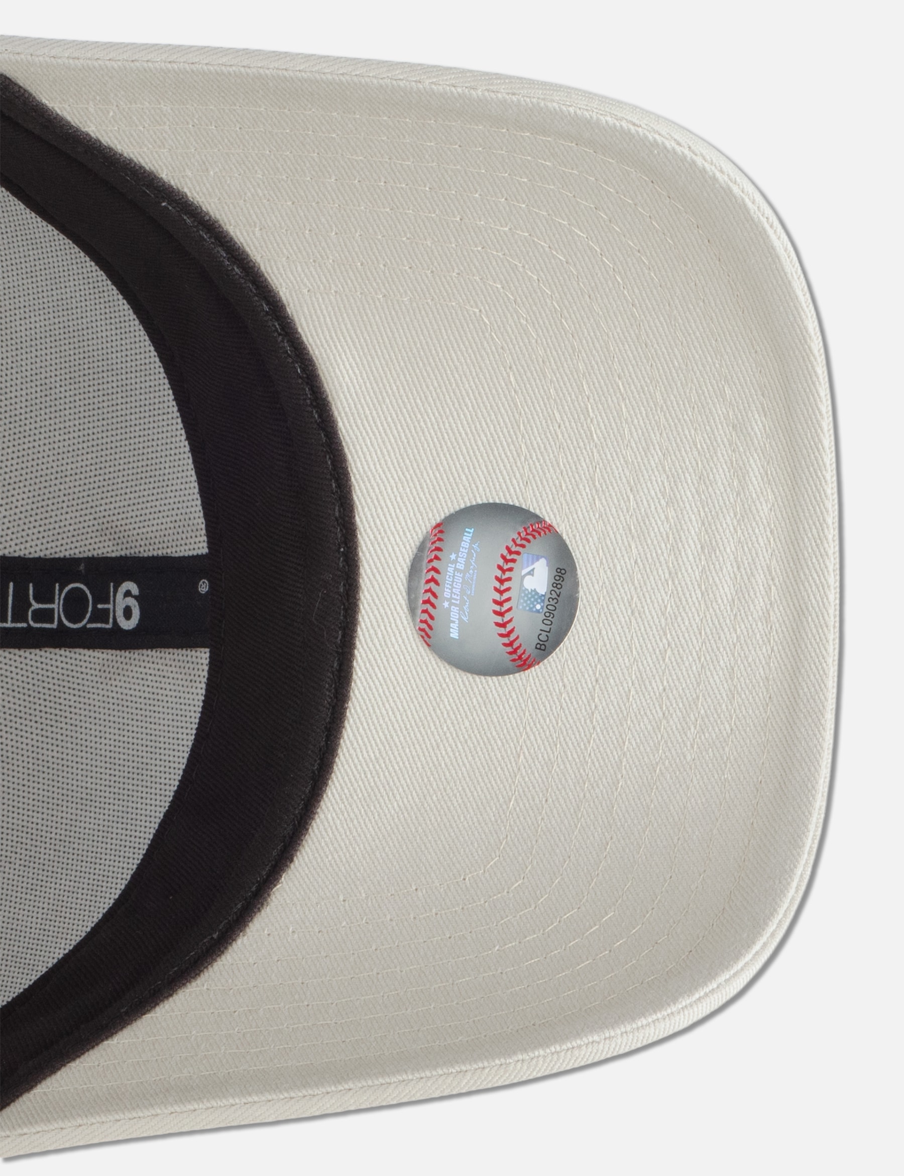 York Yankees Mini Logo 9Forty Cap view 16