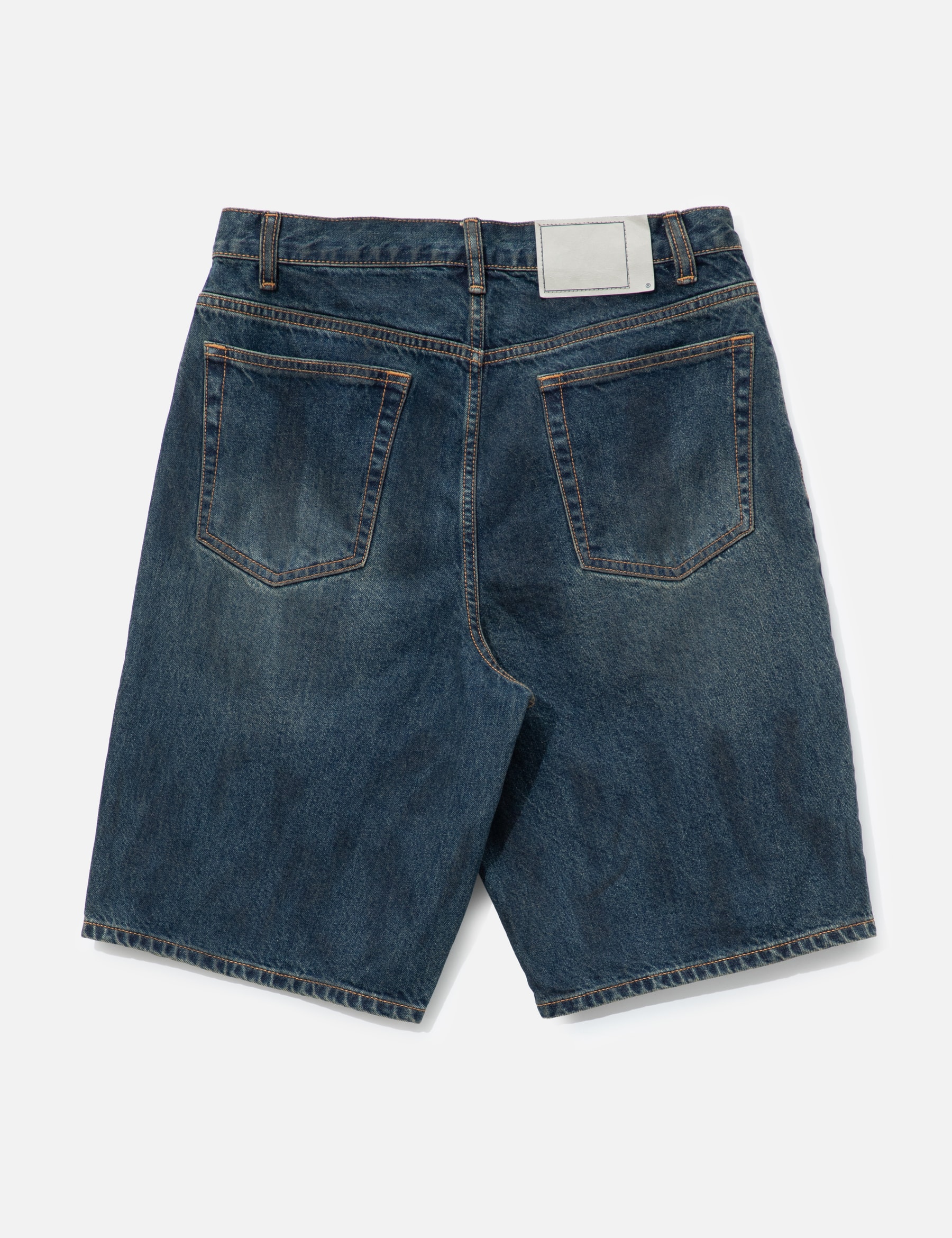 Loose Denim Short view 17