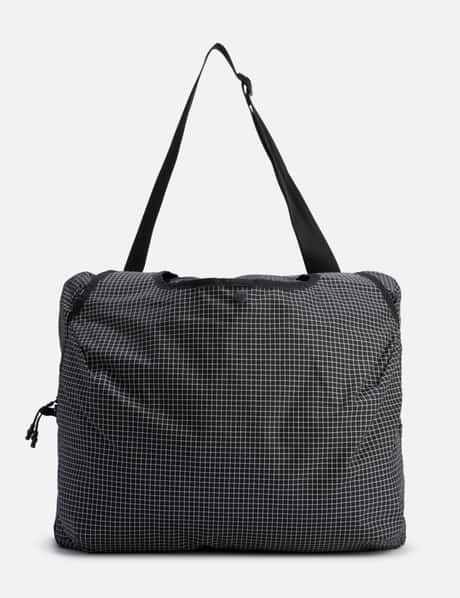 Shell Tote (B-grid) view 13