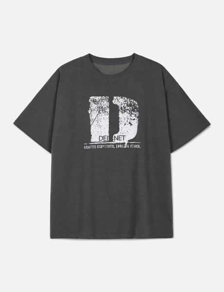 DEINET D Accent Crack Logo T-shirts