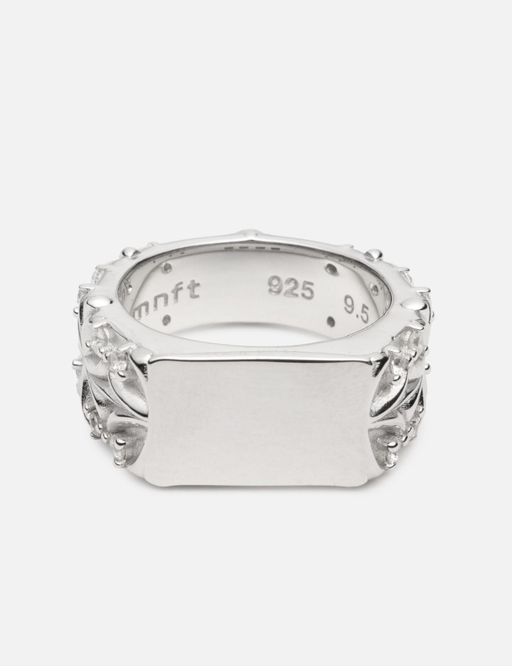 MIDNIGHT FACTORY Maltese Cross Quadruplets Signet Ring