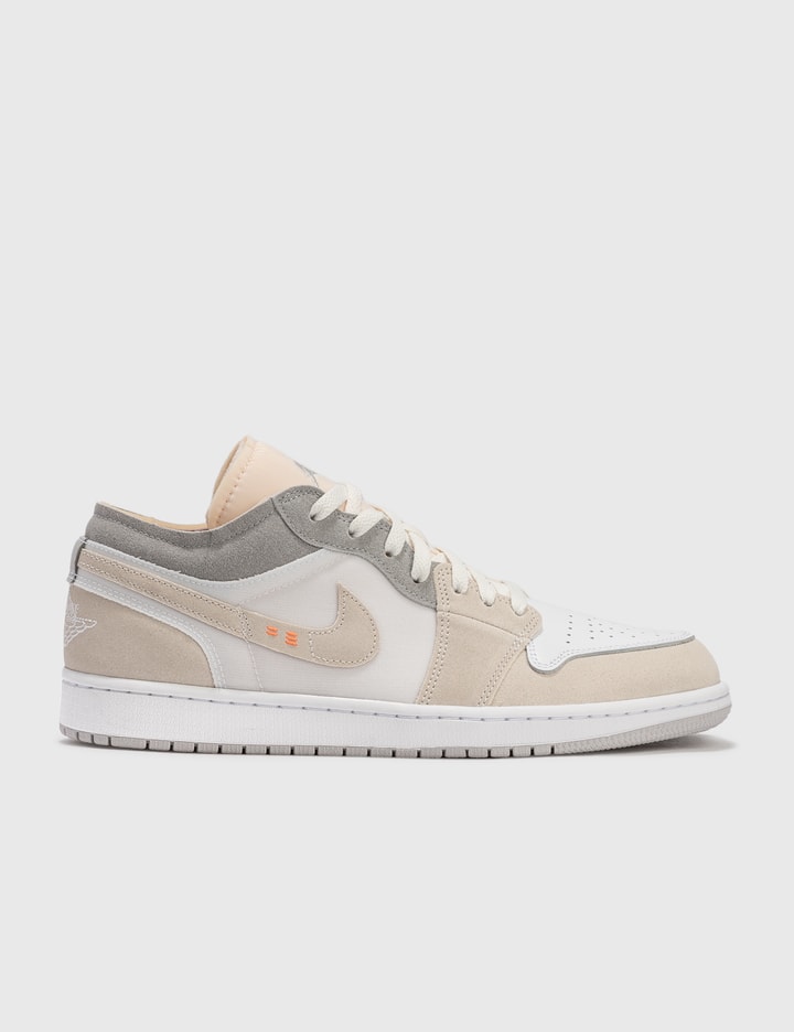 Air Jordan 1 LOW SE CRAFT Placeholder Image