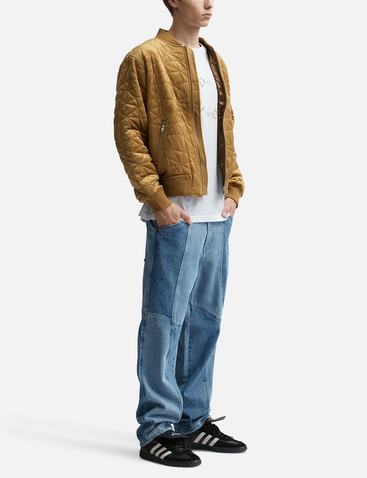 벨루어 봄버 재킷 Placeholder Image