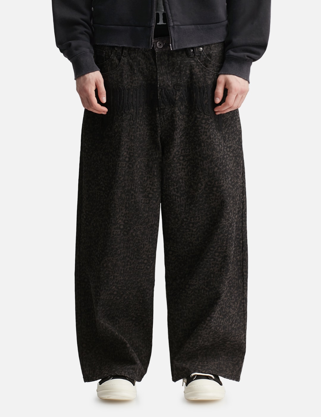 "Bruce" Leopard Baggy Denims view 18