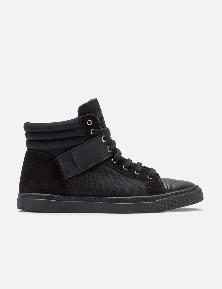 chanel - CHANEL PLUMP HIGH-TOP SNEAKERS  HBX - Globally Curated Fashion  and Lifestyle by Hypebeast
