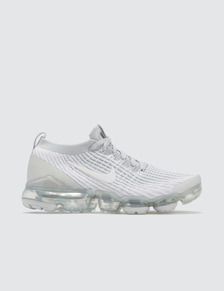 W Air Vapormax Flyknit 3 Placeholder Image