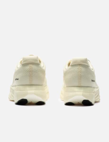 District Vision X New Balance SC Elite V5 view 9