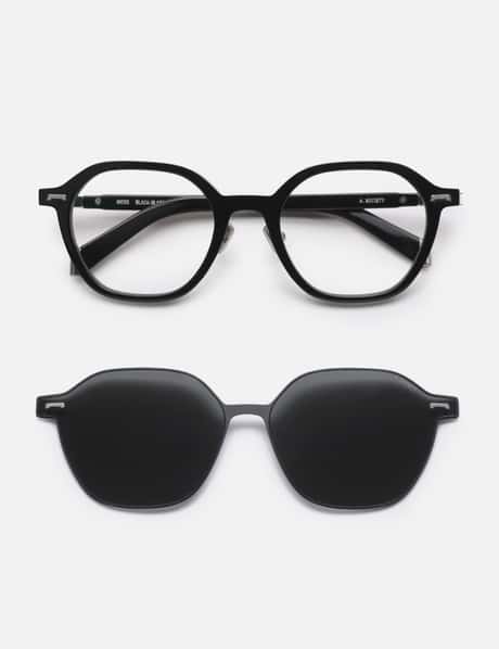 A. SOCIETY Moss Clip-On