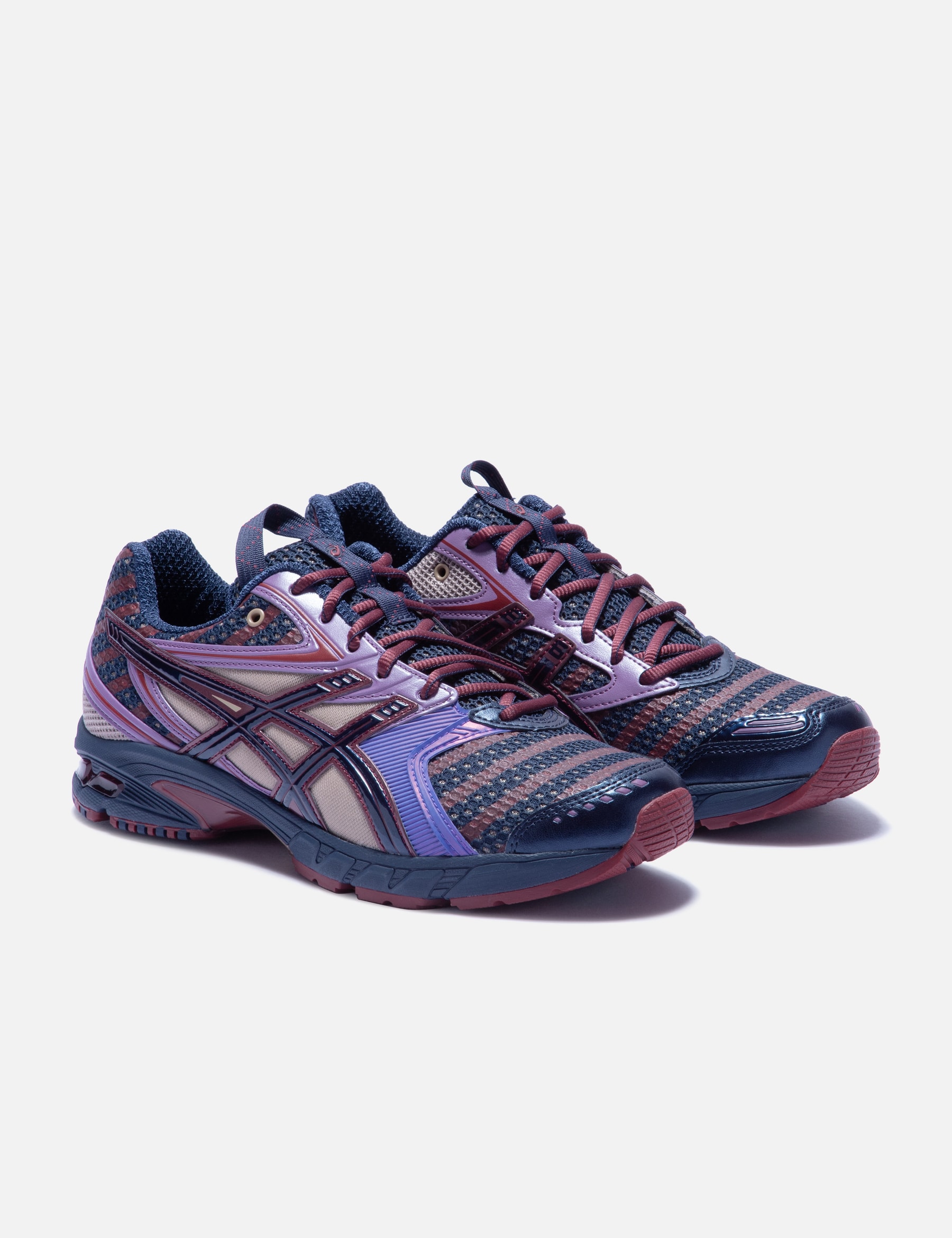 UB9-S GEL-DS Trainer 14 view 16