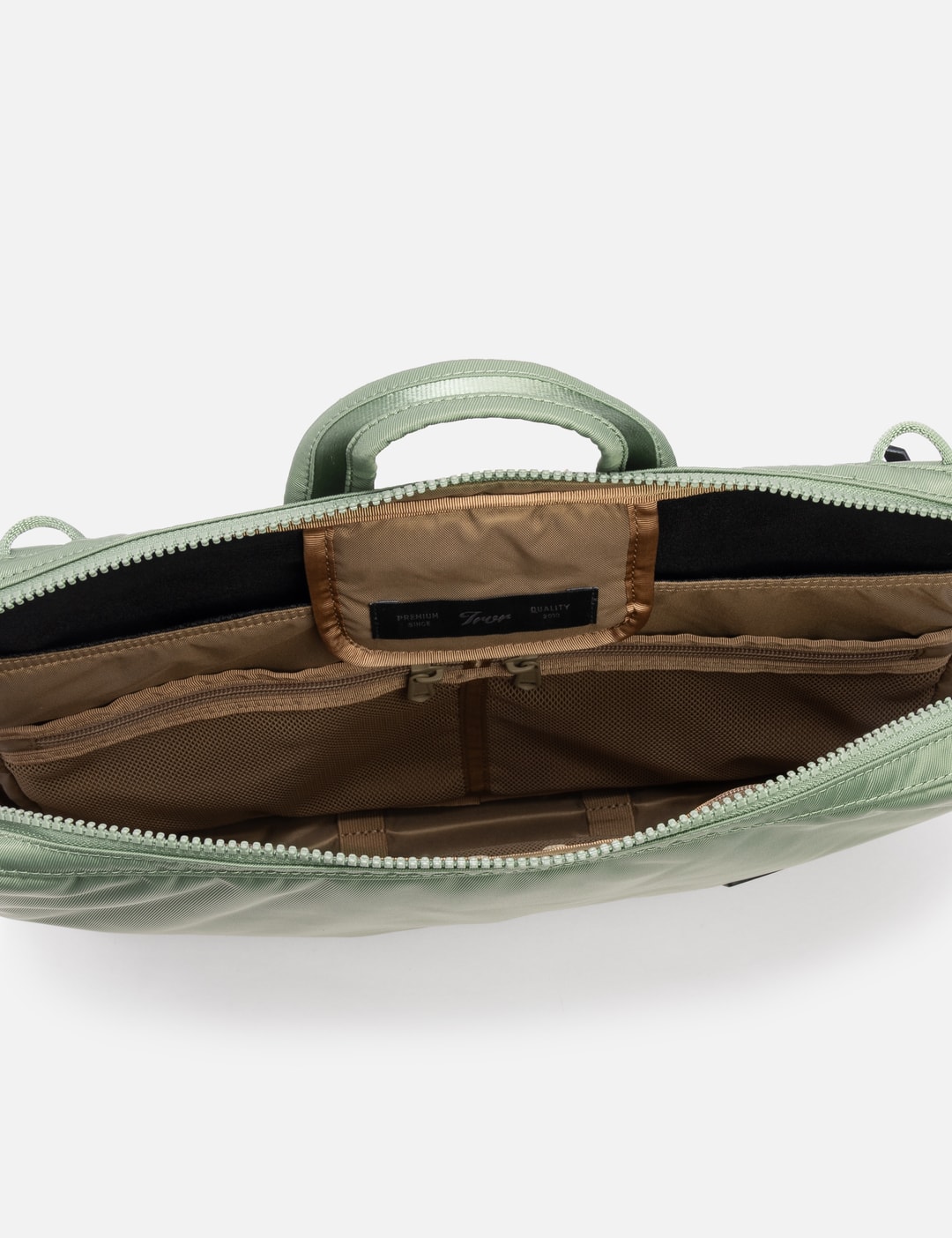 Staple Travel Commute Brief view 16