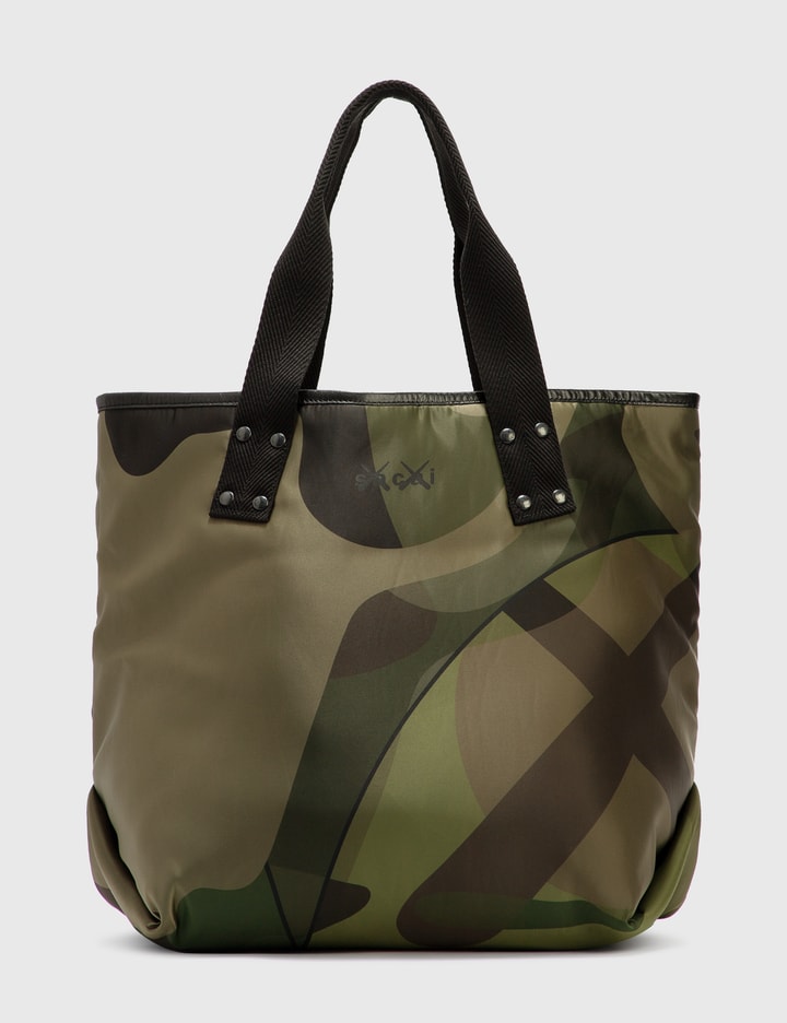Sacai - KAWS ラージ トートバック | HBX