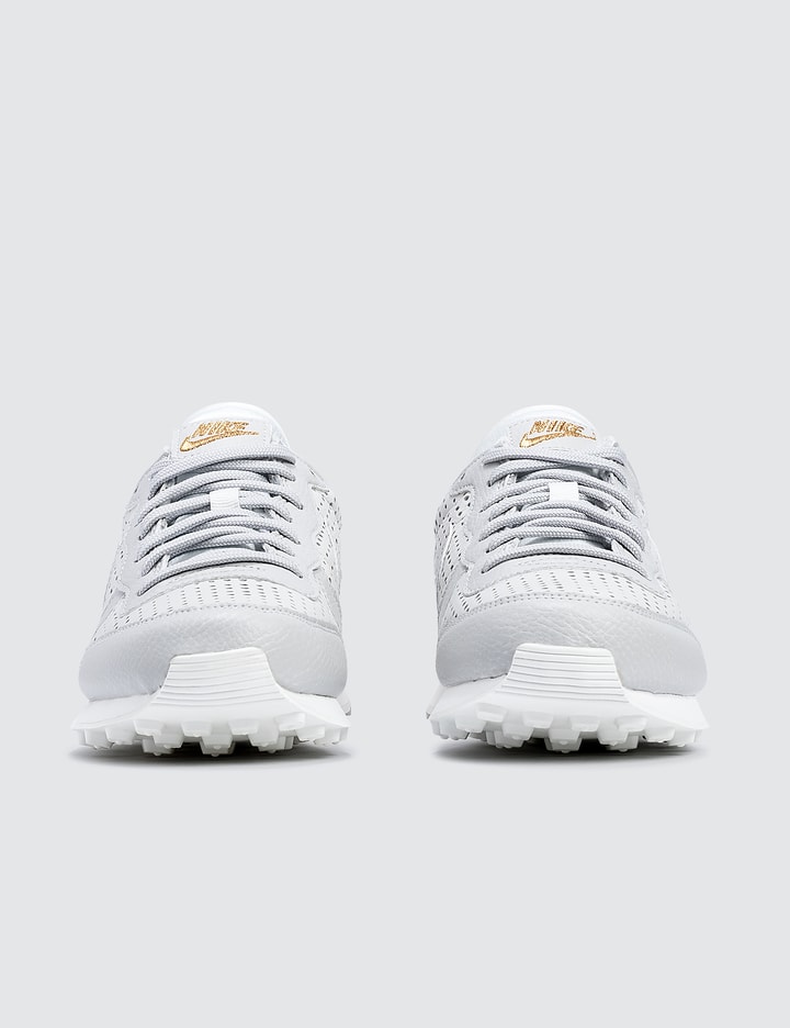 W Internationalist SE PRM Placeholder Image