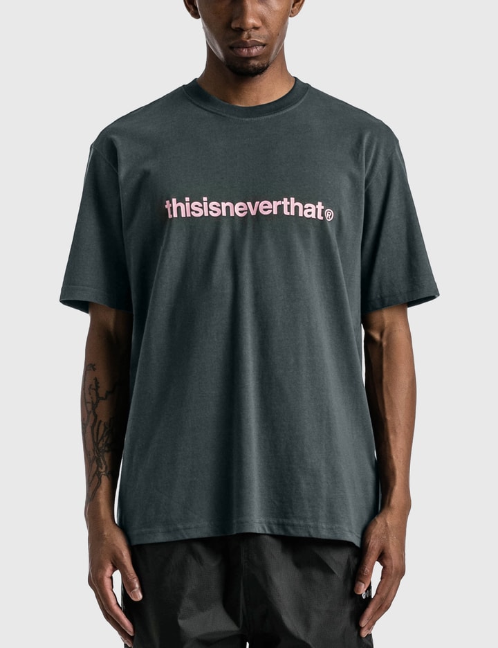 T ロゴ Tシャツ Placeholder Image