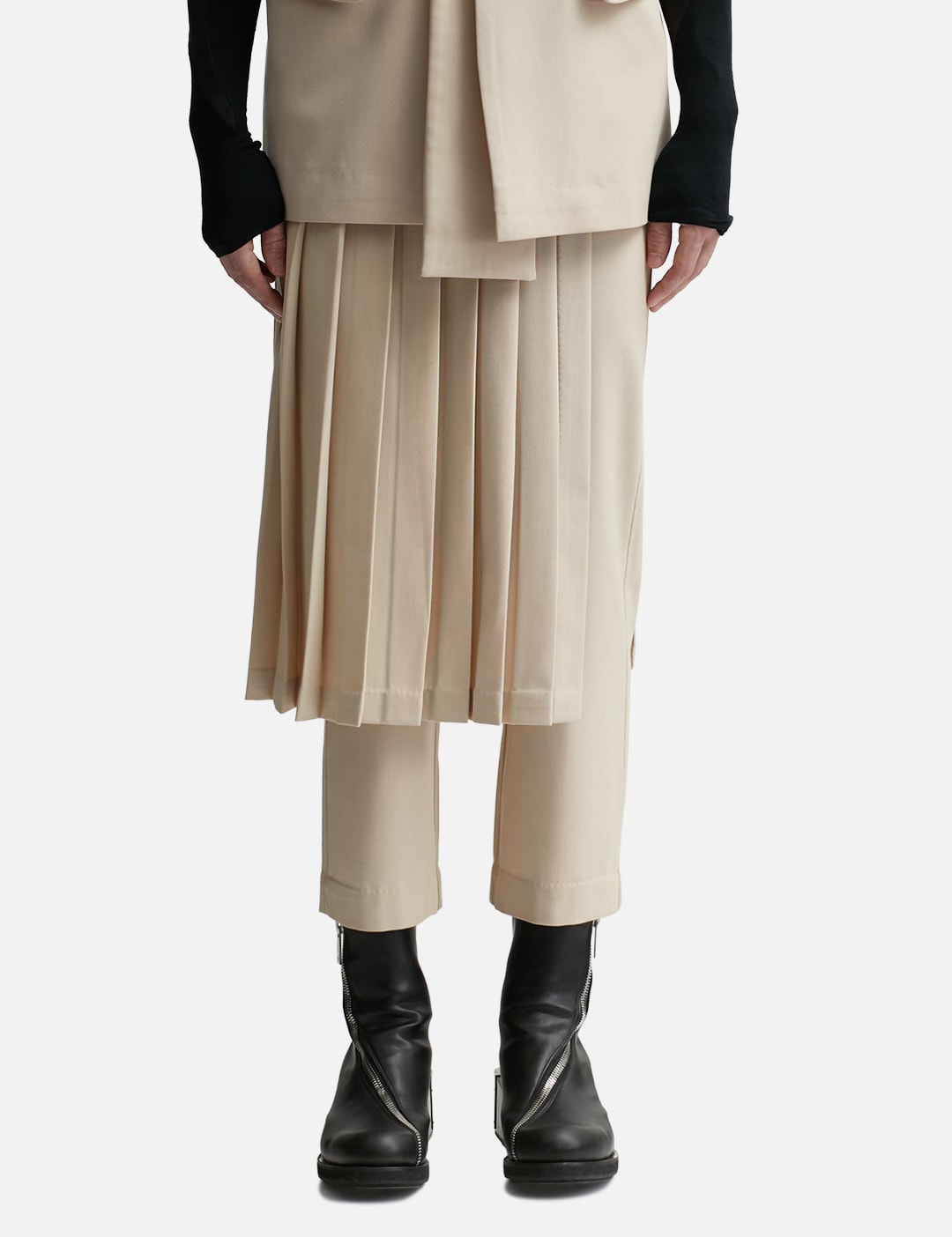 DETACHABLE SKIRT PANTS view 16