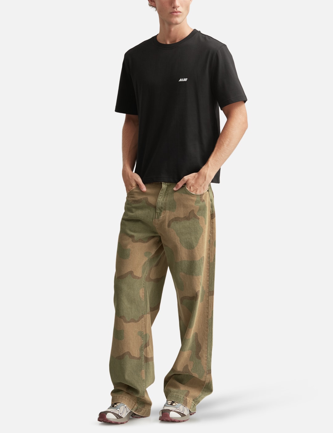 Torey Cropped T-Shirt With Logo view 15