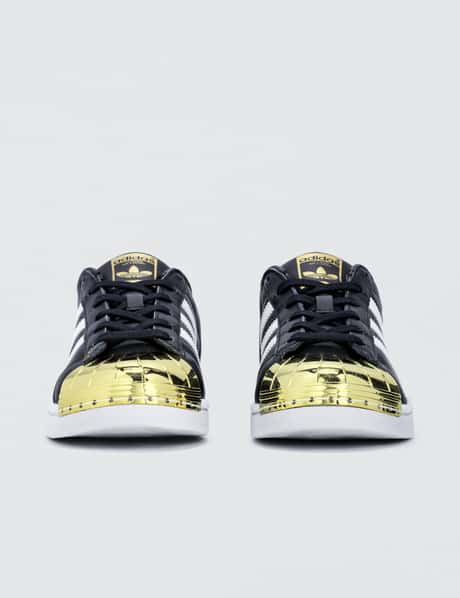 Superstar 80s Shell Toe Metallic Shoes Silver Toe Superstars