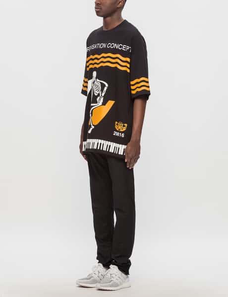 Undercover Forrebels improvisation concept. UNDERCOVER Fashionably Functional Backpack | Hypebeast main image 4