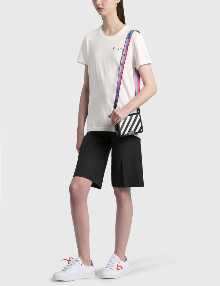 Arrow Liquid Melt Casual T-shirt Placeholder Image