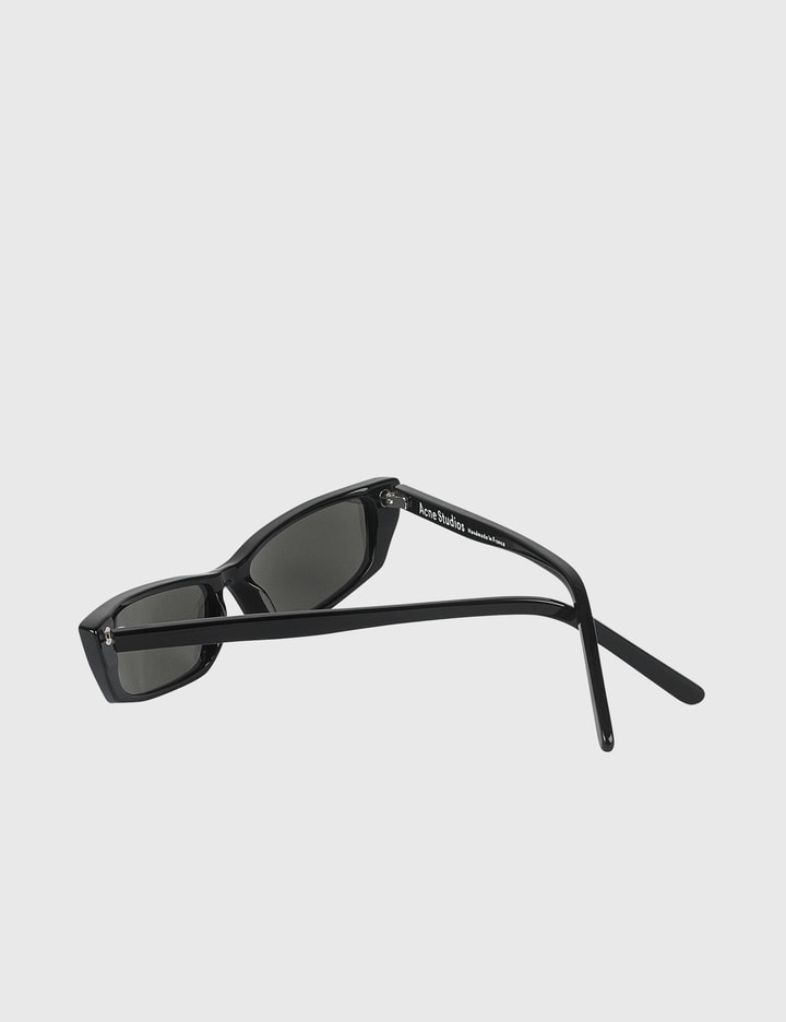 Agar Sunglasses Placeholder Image