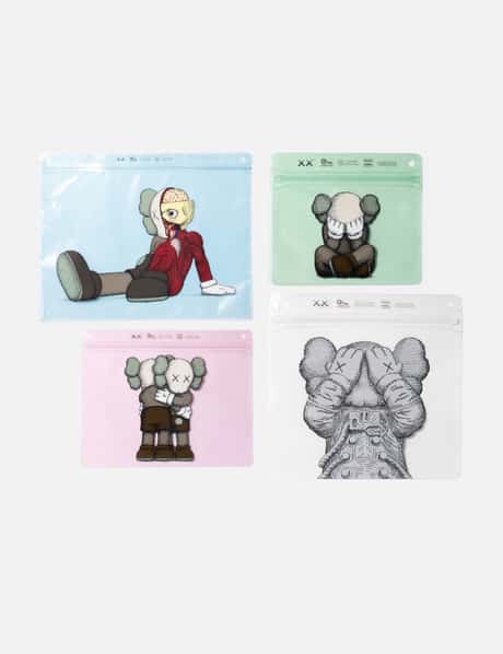 KAWS Tokyo First X Pake Set