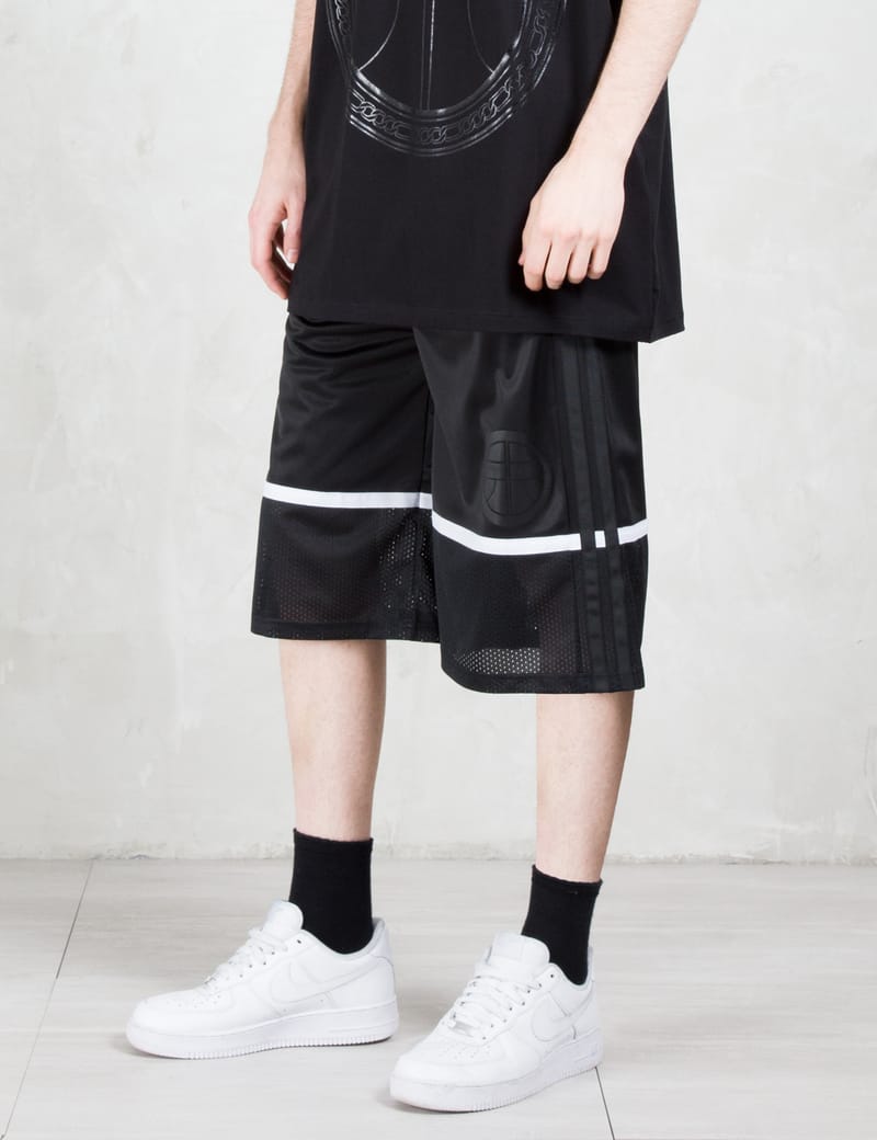 tapered basketball shorts