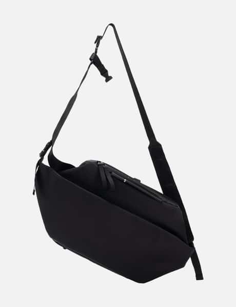 Isarau L Sleek Black view 19