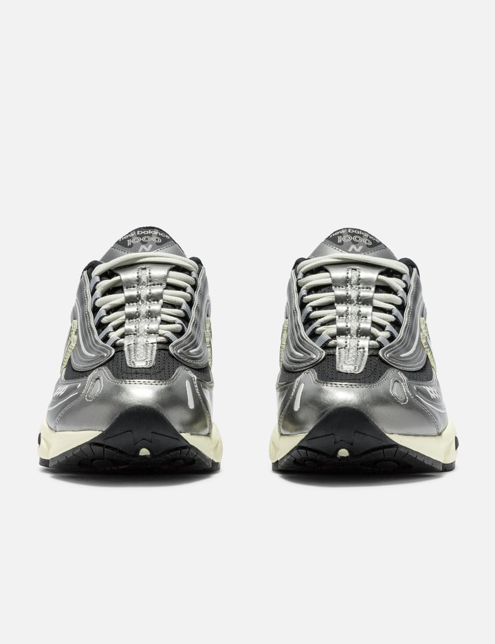 1000 Placeholder Image