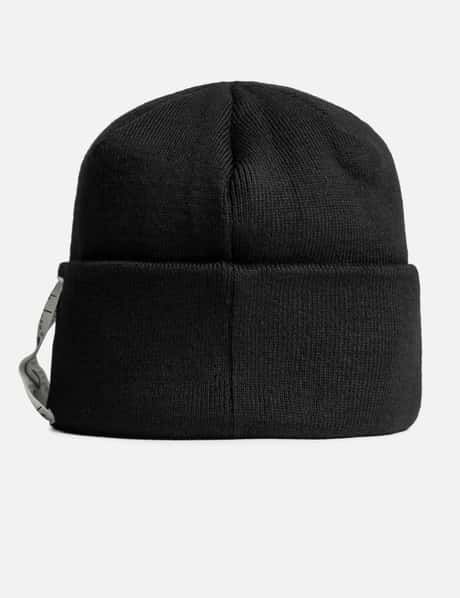 BW Beanie view 8