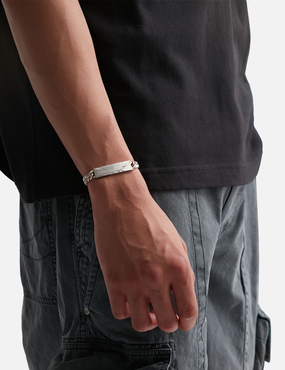 Casablanca - LAUREL PEARL BRACELET | HBX - ハイプビースト 