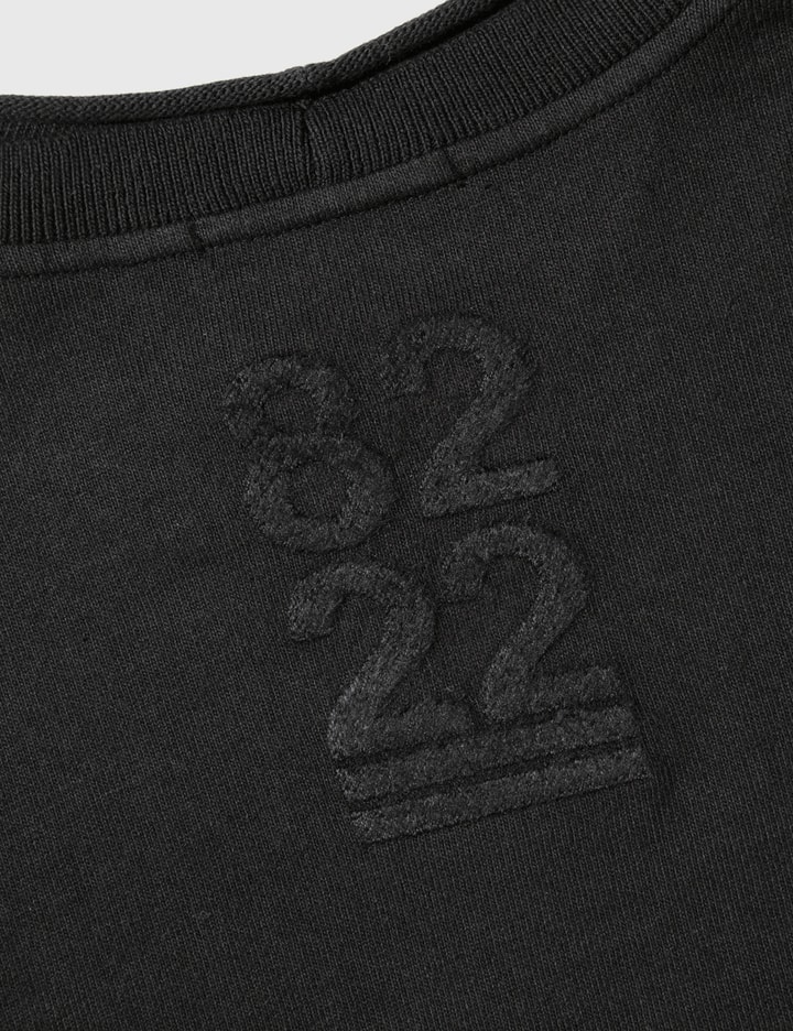 82/22 에디션 스웨트셔츠 Placeholder Image
