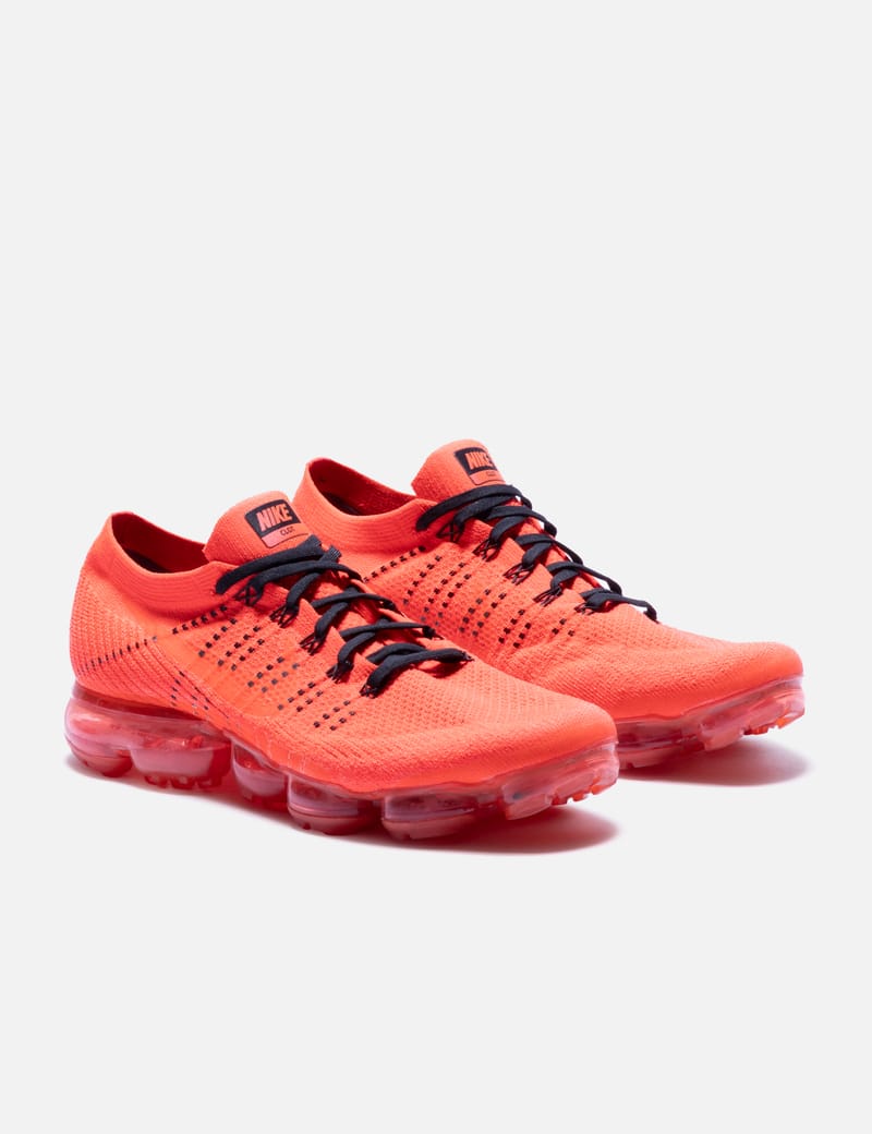 clot nike vapormax