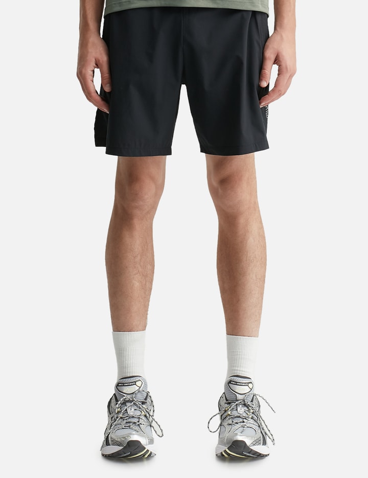 Houdini Pace Light Shorts In Black