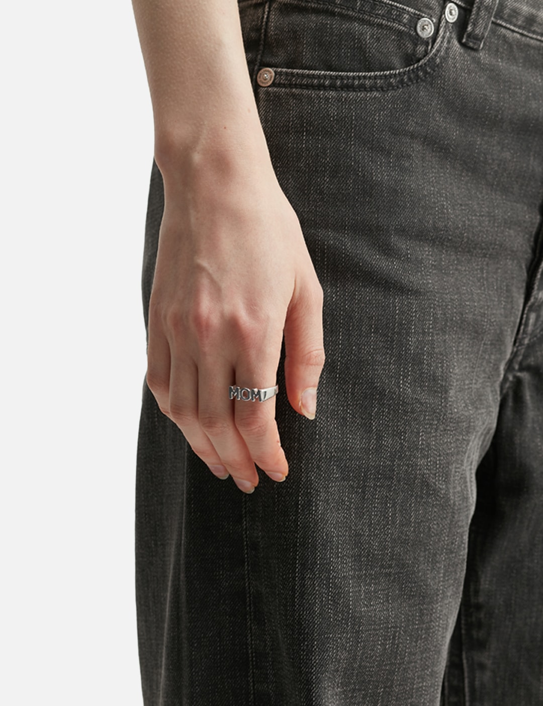 MOM Ring view 9