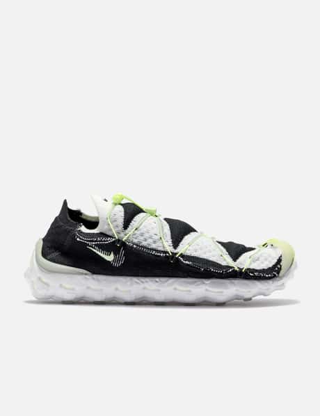 Nike ISPA マインドボディ