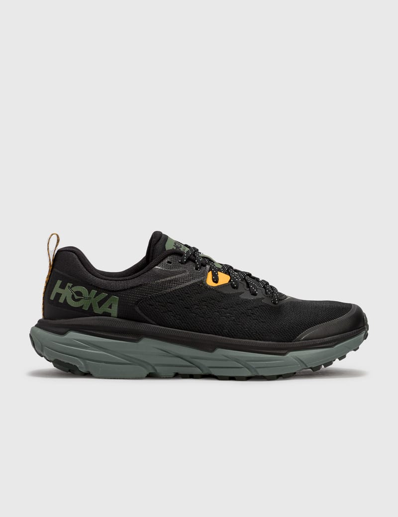 HOKA - チャレンジャー ATR 6 | HBX - ハイプビ 