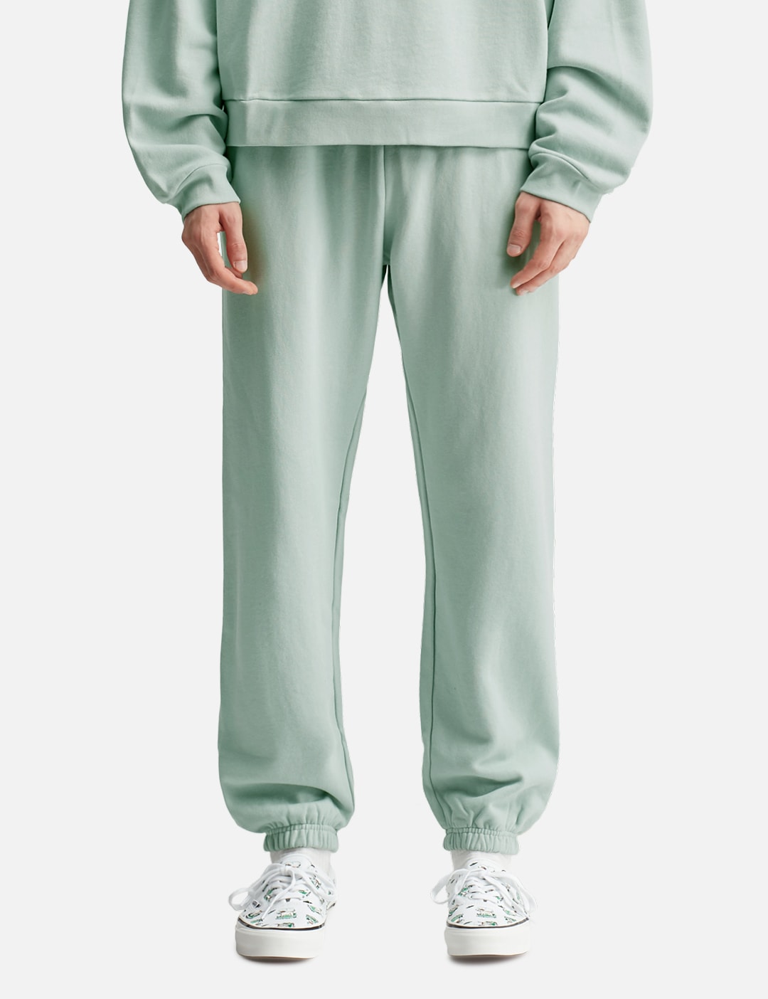 Sweatpants view 11