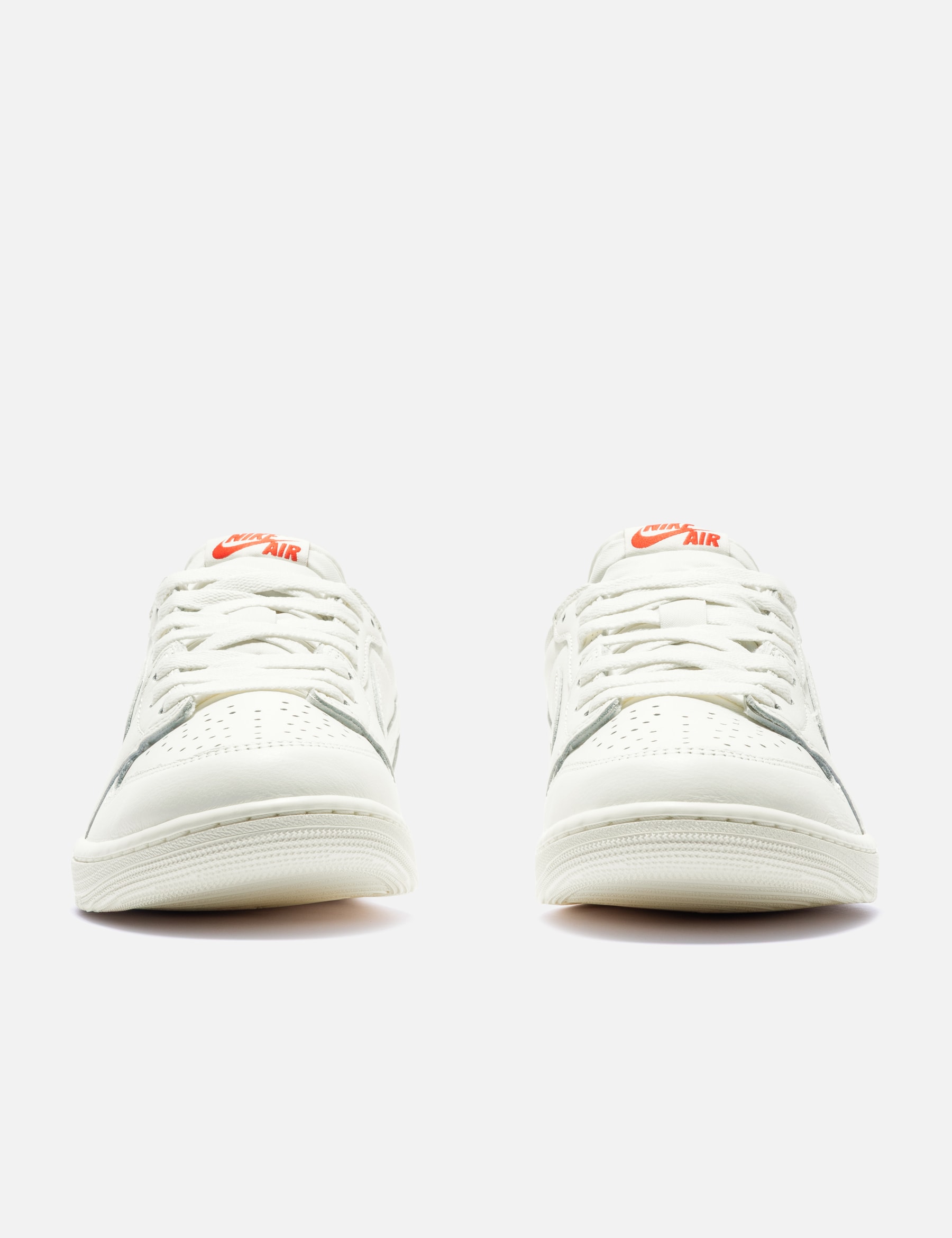 Air Jordan 1 Retro Low OG view 14