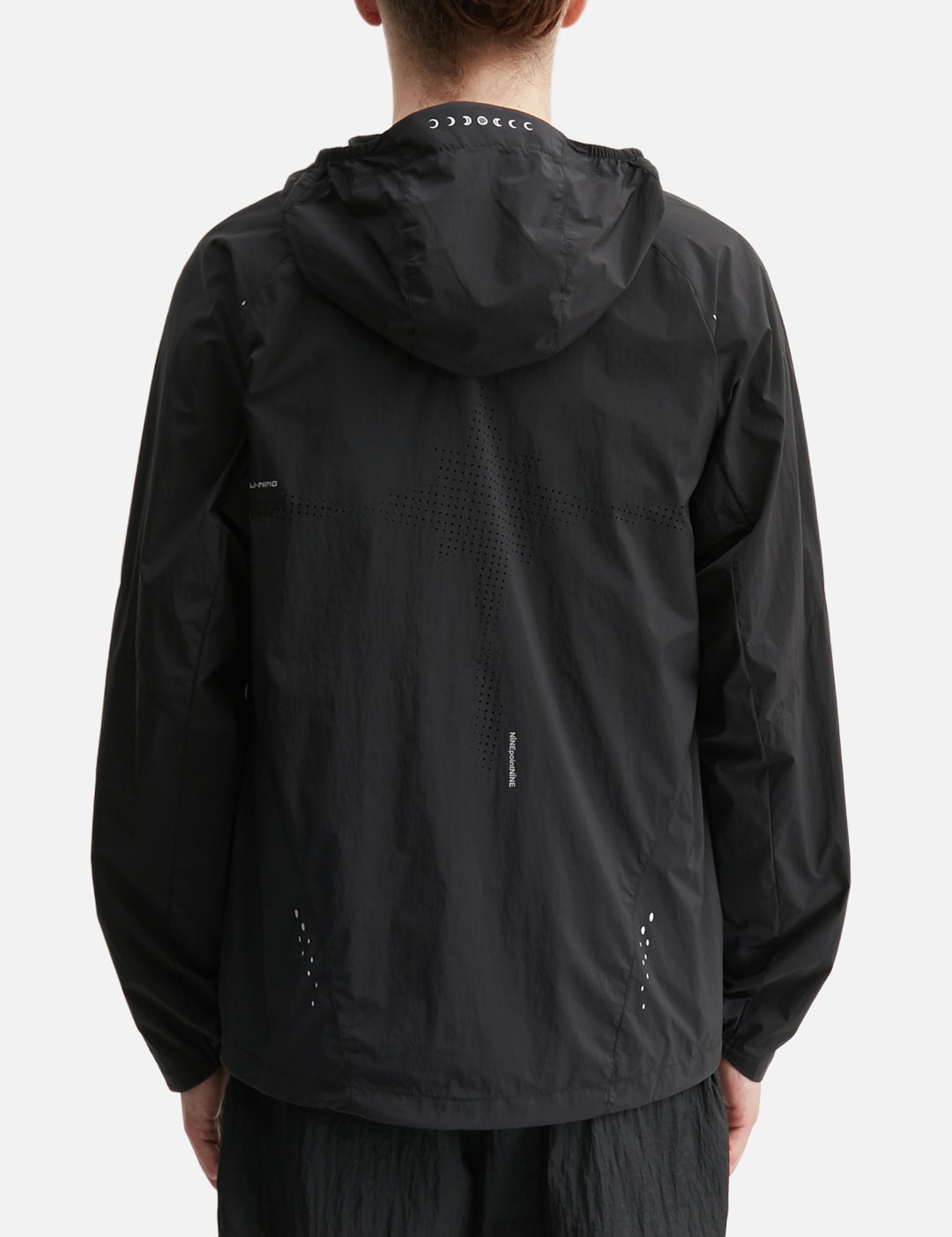 NīNEpointNīNE X Li-Ning Light Tracking Laser Windbreaker view 14