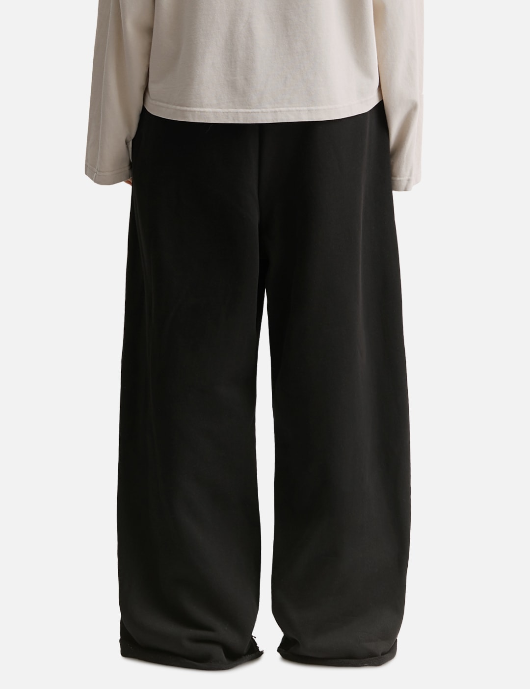 Full Sweatpant view 19