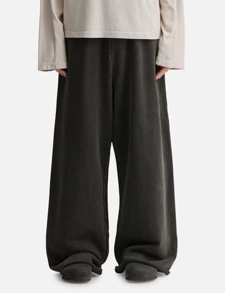 Full Sweatpant view 10