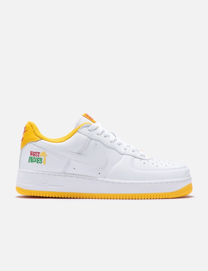 NIKE AIR FORCE 1 LOW RETRO QS Placeholder Image