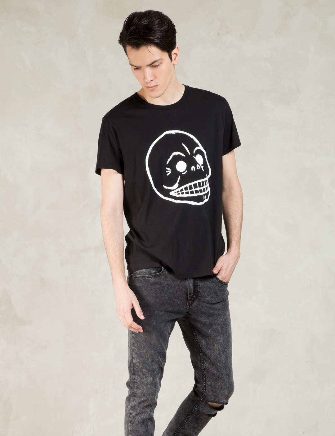 Monday - Black S/S Skull Stanard T-Shirt | - Globally Fashion and Lifestyle by Hypebeast